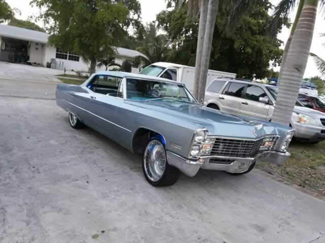 1967 Cadillac DeVille Convertible - photo 2