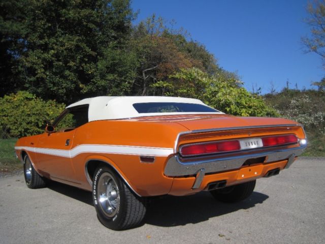 1970 Dodge Challenger - photo 3