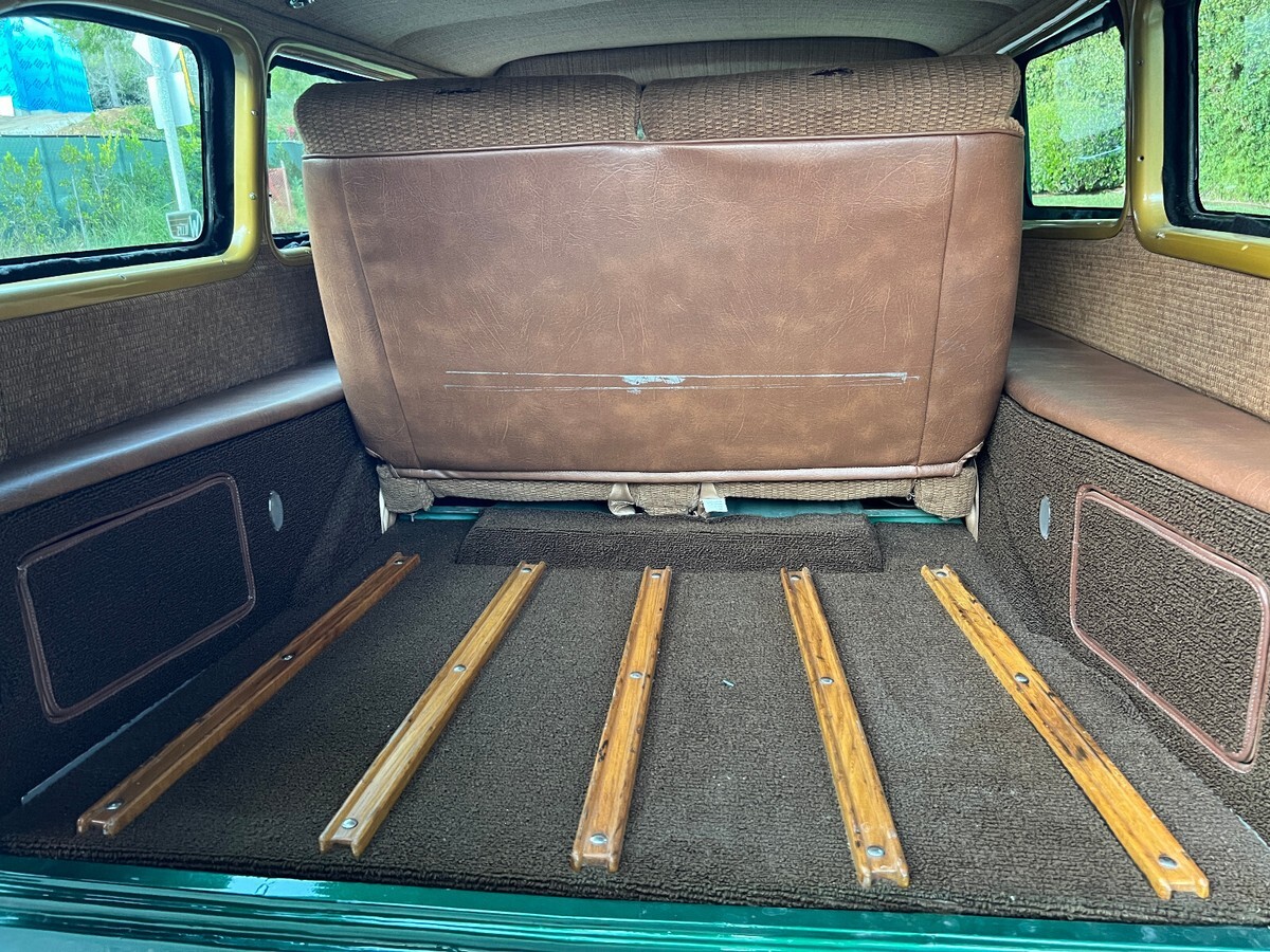 1963 Willys Custom Wagon - photo 10