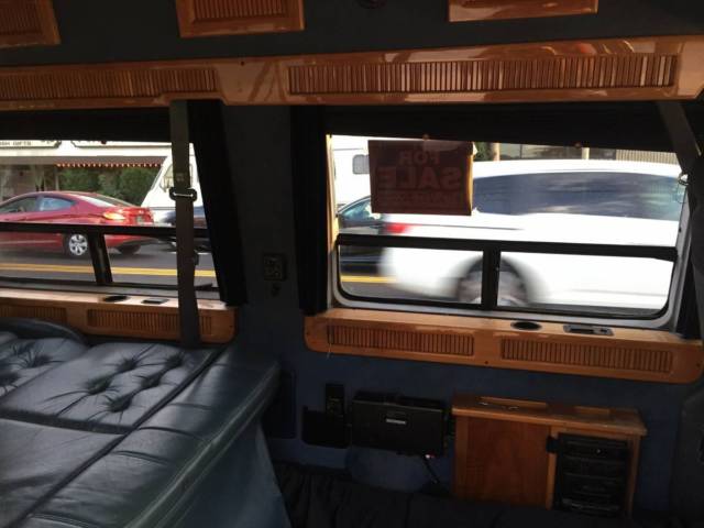 1994 Ford E-Series Van - photo 8