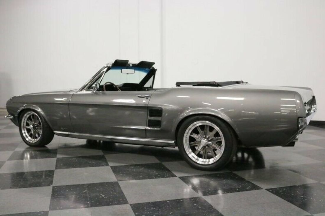 1967 Ford Mustang Convertible Restomod - photo 9