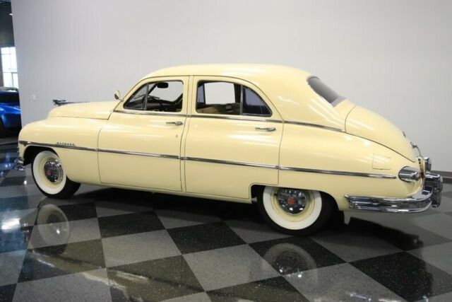 1950 Packard Eight Touring Sedan - photo 9