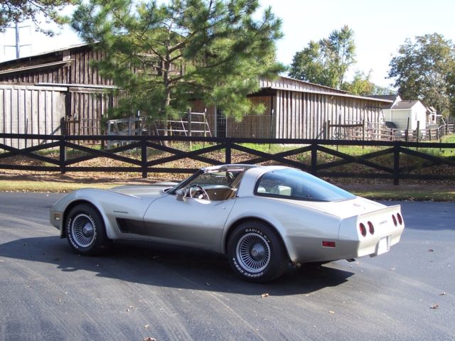 1982 Chevrolet Corvette Collector Edition - photo 3