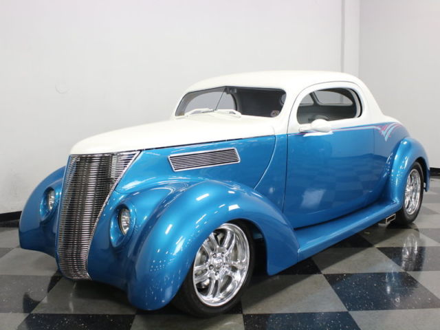 AWESOME STREETROD W/ LONG SPEC LIST! 350V8, TH350 TRANS, DOWNS BODY, SHOW READY! 1937 Ford 3 Window Coupe