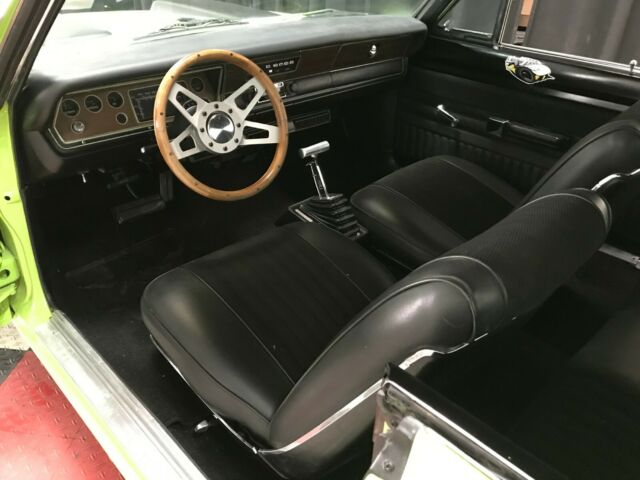 1972 Dodge Dart Swinger - photo 9