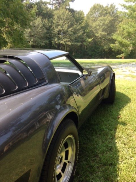 1981 Chevrolet Corvette - photo 3