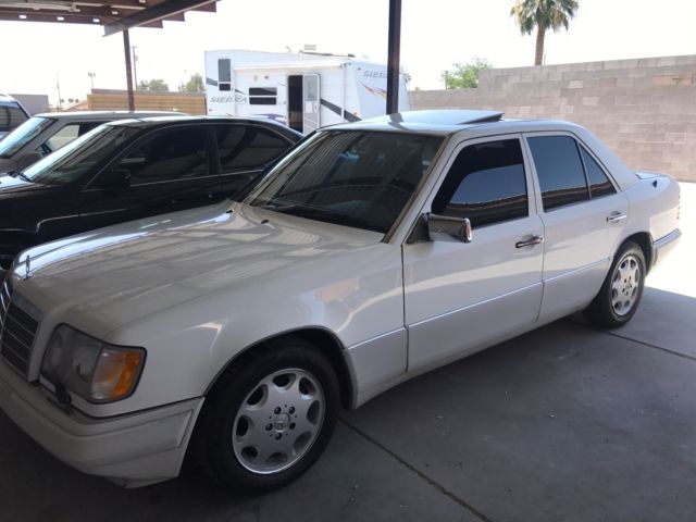AZ Car! Rust Free! White with Navy Leather 1994 E320 Sedan Drives Great 1994 Mercedes-Benz E-Class