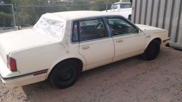 1987 Oldsmobile Ciera - photo 2