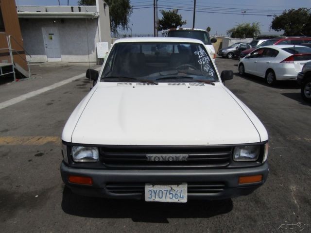 1989 Toyota Pickup Deluxe - photo 8