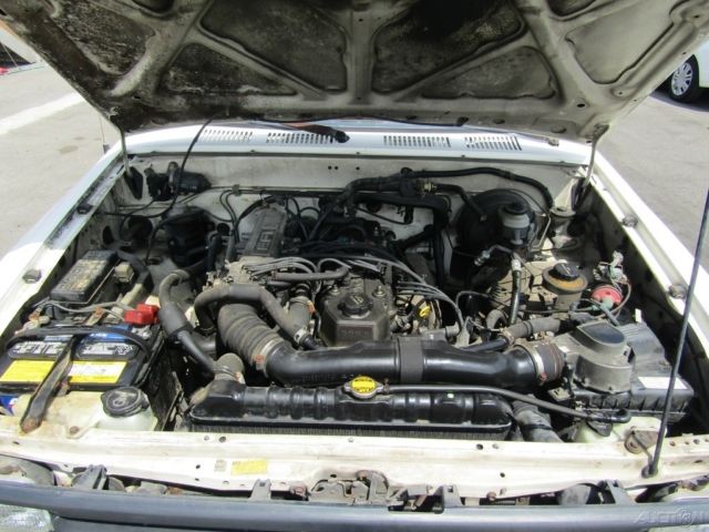 1989 Toyota Pickup Deluxe - photo 9