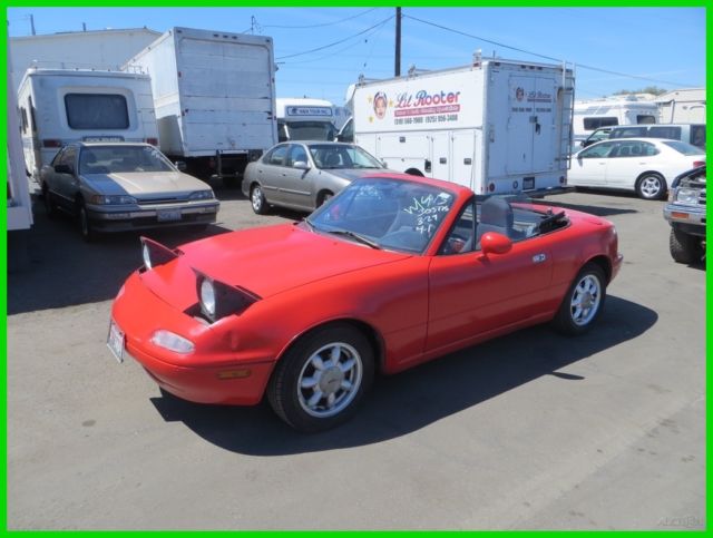 B 1992 Mazda MX-5 Miata Used 1.6L I4 16V Manual Convertible NO RESERVE 1992 Mazda MX-5 Miata