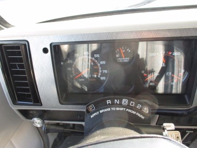 1994 Chevrolet Commercial Cutaway C30 - photo 11