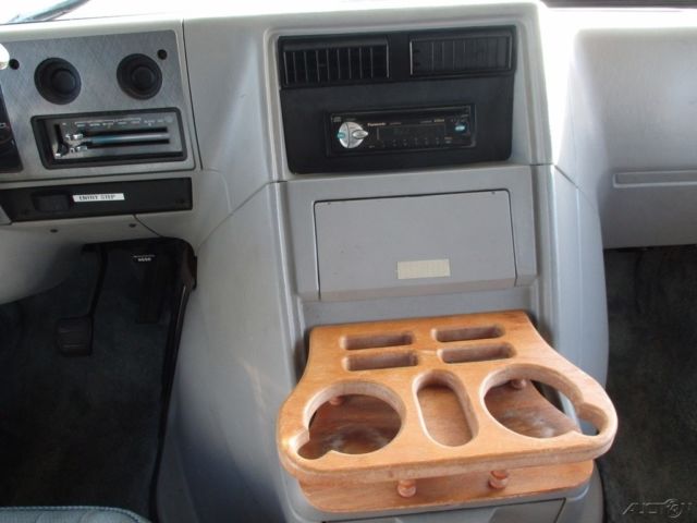 1994 Chevrolet Commercial Cutaway C30 - photo 9