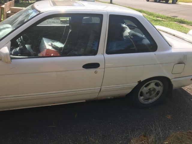 1991 Nissan Sentra Se-R - photo 2