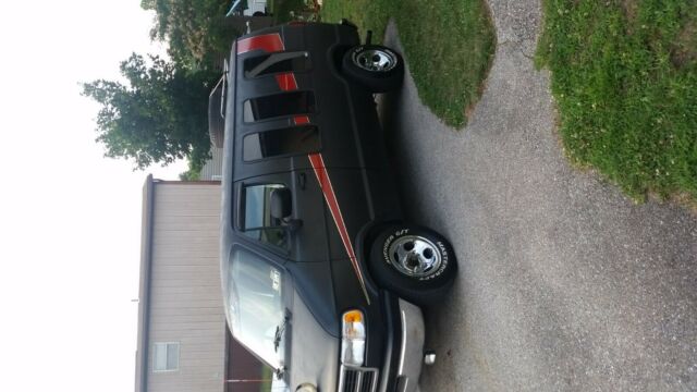 B250 1994 Dodge Ram Van B250