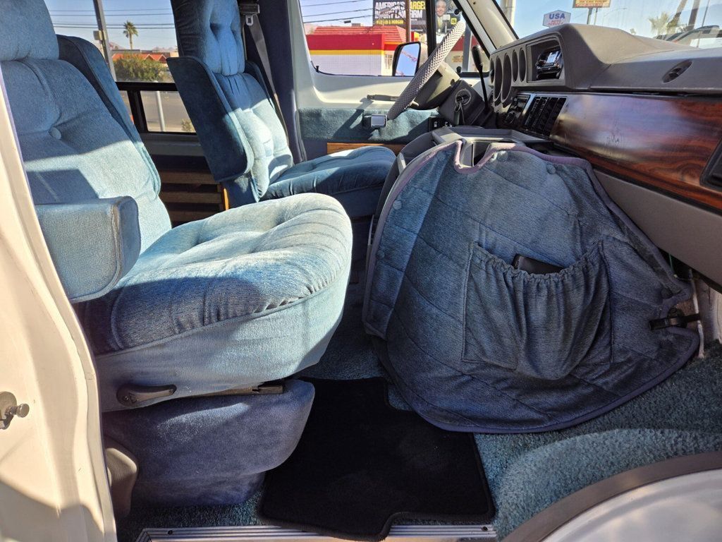 1994 Dodge Ram Van B250 109" WB - photo 12