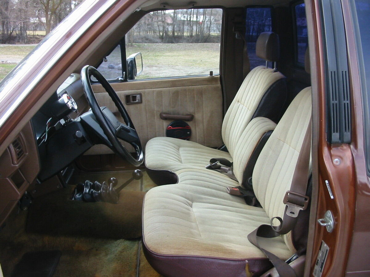 1986 Toyota Pickup - photo 11