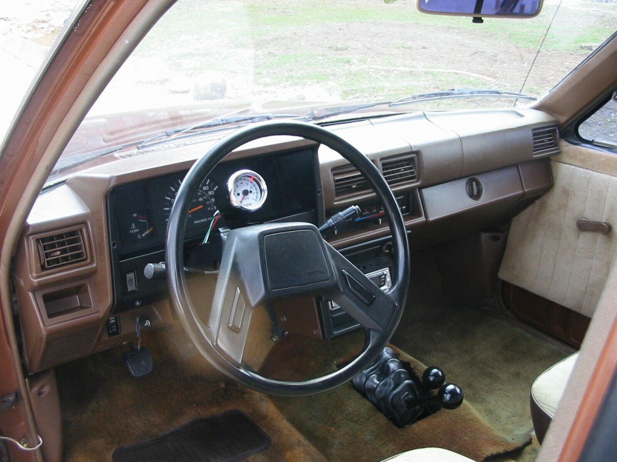 1986 Toyota Pickup - photo 12