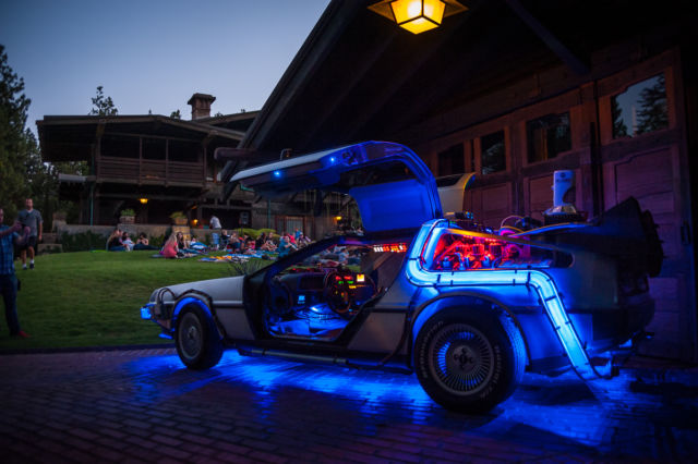 BACK TO THE FUTURE DELOREAN 1981 DeLorean BACK TO THE FUTURE