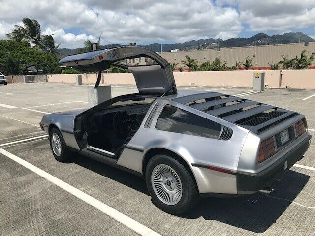 1982 DeLorean DMC 12 Stainless Steel Body over Fiberglass Frame w Steel Chaise - photo 4