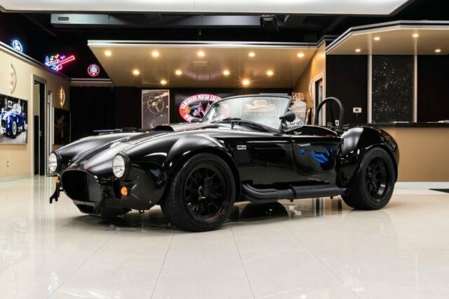 Backdraft! Ford 427ci Crate V8 (480hp) 5-Speed Manual, Low Miles, Blackout Pkg 1965 Shelby Cobra Backdraft