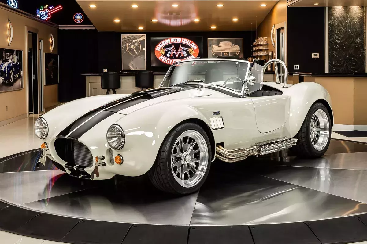 Backdraft RT4! Iconic 427ci Crate V8, Tremec TKX 5-Speed, Big & Tall Package, PS 1965 Shelby Cobra Backdraft