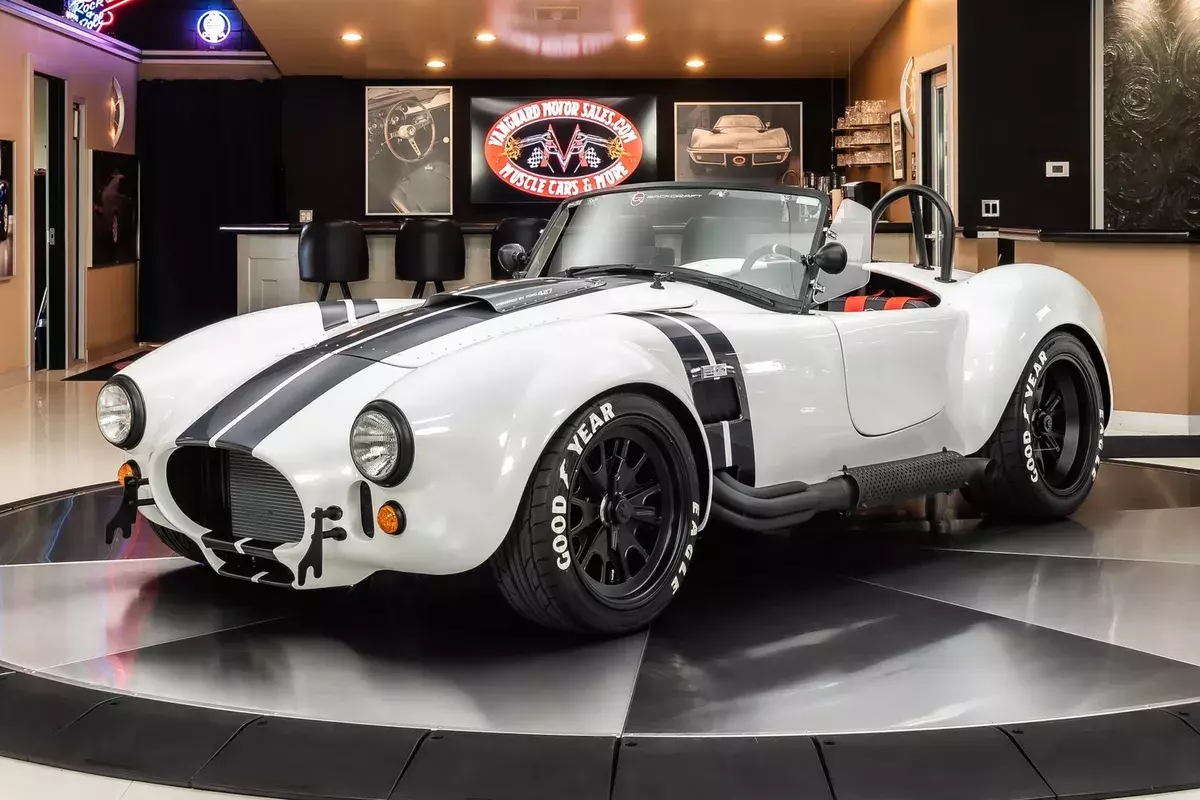 Backdraft RT4! Prestige 427 Crate V8, TKX 5-Speed, Blackout Pkg, Big & Tall Pkg 1965 Shelby Cobra Backdraft