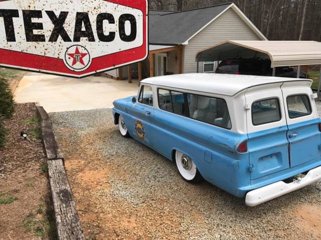 1965 Chevrolet Suburban suburban - photo 3