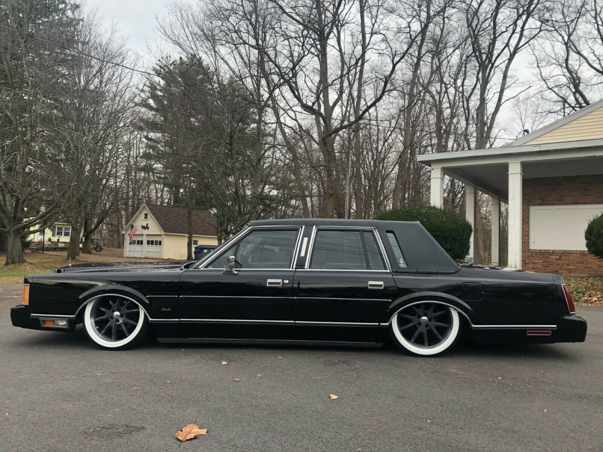 1989 Lincoln Town Car - photo 4