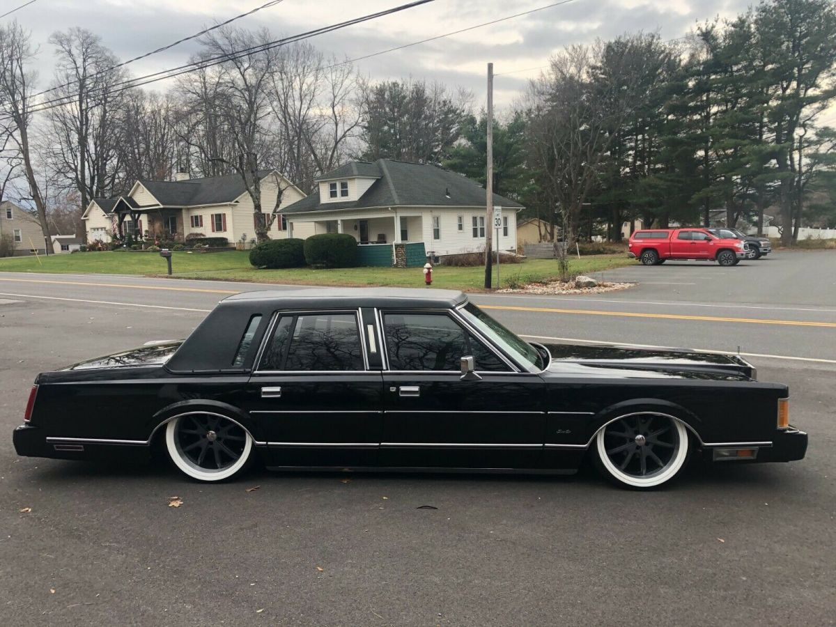 1989 Lincoln Town Car - photo 8
