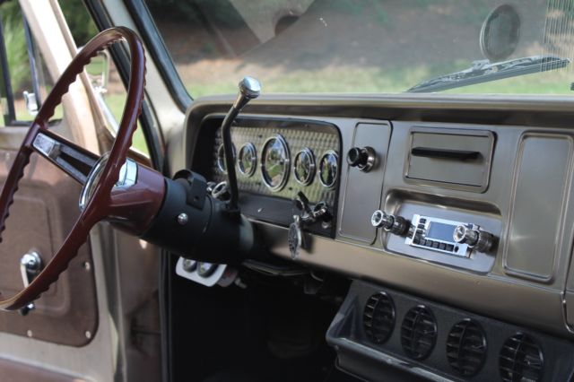 1983 Chevrolet C/K Pickup 1500 - photo 6