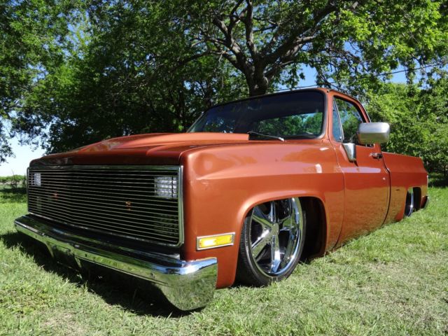 BAGGED Hi $ PARTS BUILT 350/700R4 AUTO VINTAGE AIR Ridetech Porterbuilt project 1983 GMC Sierra 1500 PICKUP