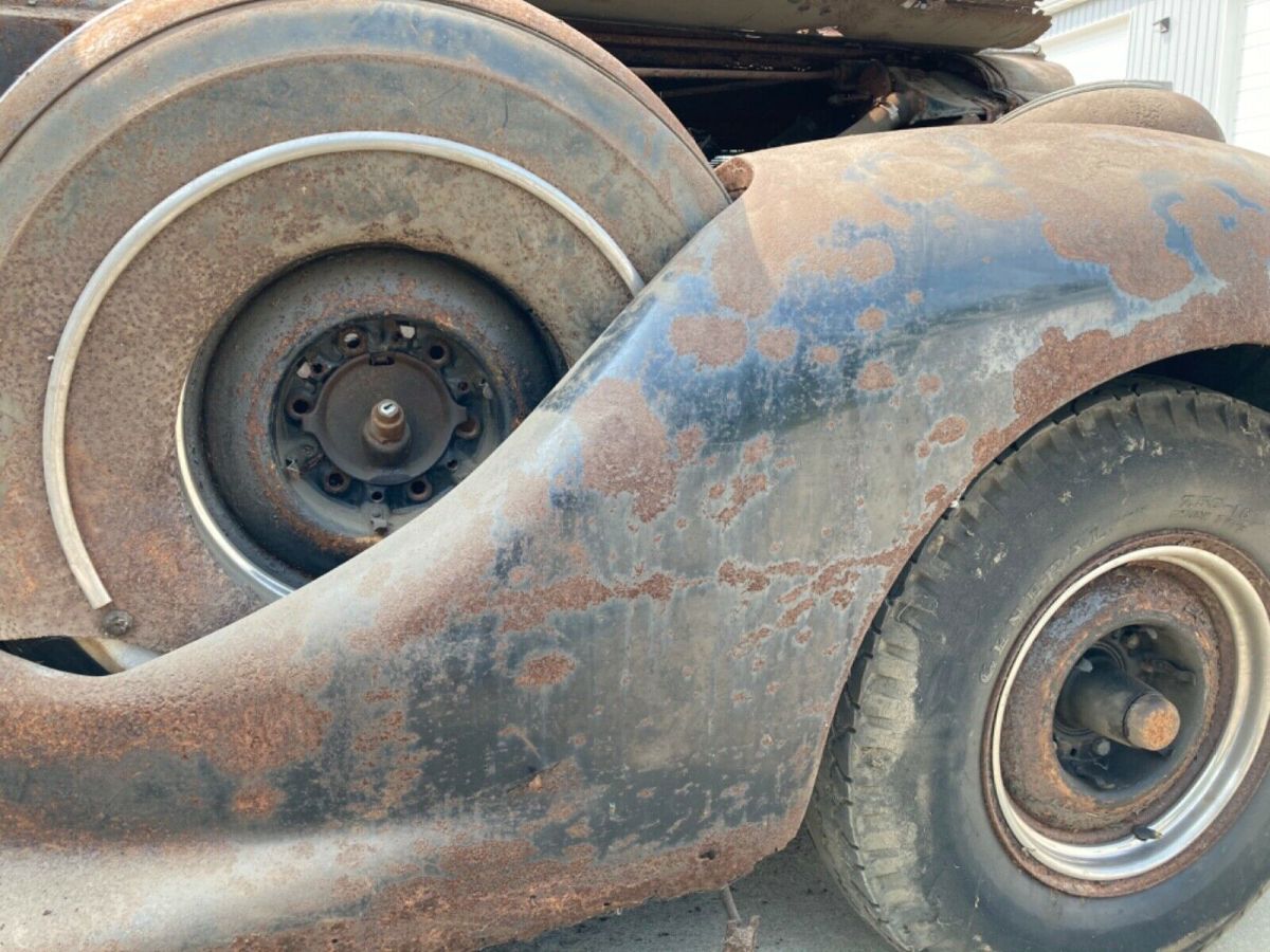 1938 Packard “Barn Find” 1938 V-12 1608 Limousine - photo 13