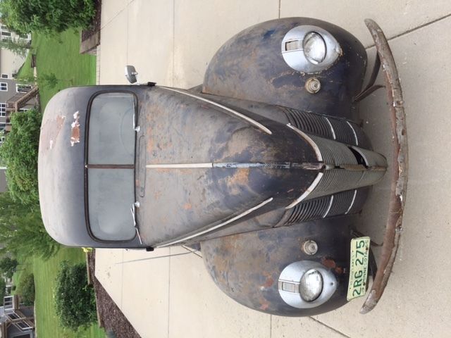 1940 Ford Sedan Deluxe - photo 4