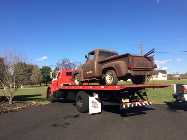 1956 Ford F-100 - photo 2