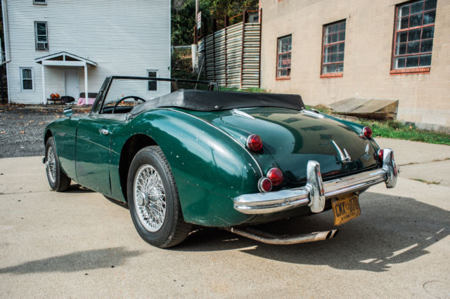 1967 Austin Healey 3000 - photo 2