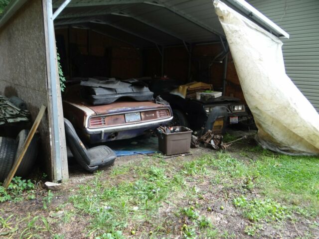 BARN FIND 1970 PLUM CRAZY PURPLE BIG BLOCK 4 SPEED TRUE 'Cuda 1970 Plymouth Barracuda 'cuda