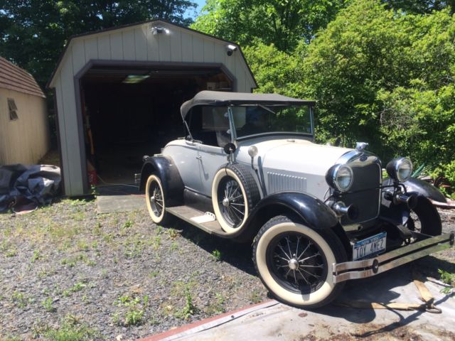 Barn find ,1980 Ford Model A Shay deluxe roadster ,only 3k original miles 1980 Ford Model A