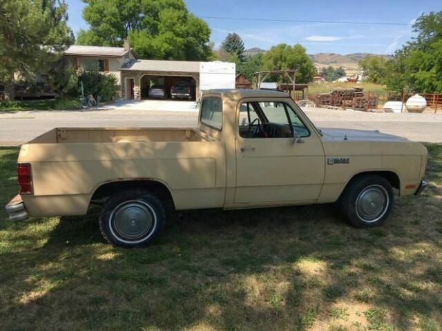 Barn Find 1982 Dodge Ram D150 Short Bed 318 auto 82 shop truck 1982 Dodge Ram 1500