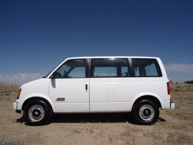 1993 Chevrolet Astro CS - photo 3