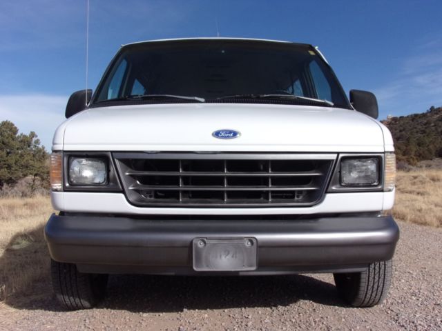 1993 Ford E-Series Van E150 - photo 8