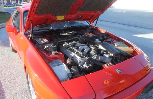 1984 Porsche 944 2 door coupe - photo 7