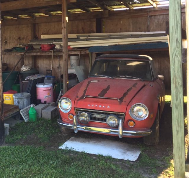 Barn Find, complete & solid car ready for restoration. 1970 Datsun SLR 2000 ( Fairlady) SLR