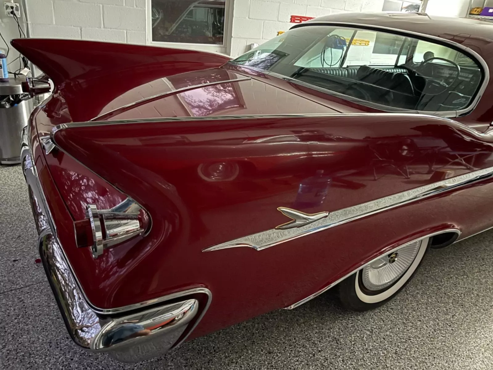 BARN FIND ORIGINAL PAINT SURVIVOR 1961 Chrysler Imperial BARN FIND ORIGINAL PAINT MATCHING NUMBERS 413 FACTORY AIR