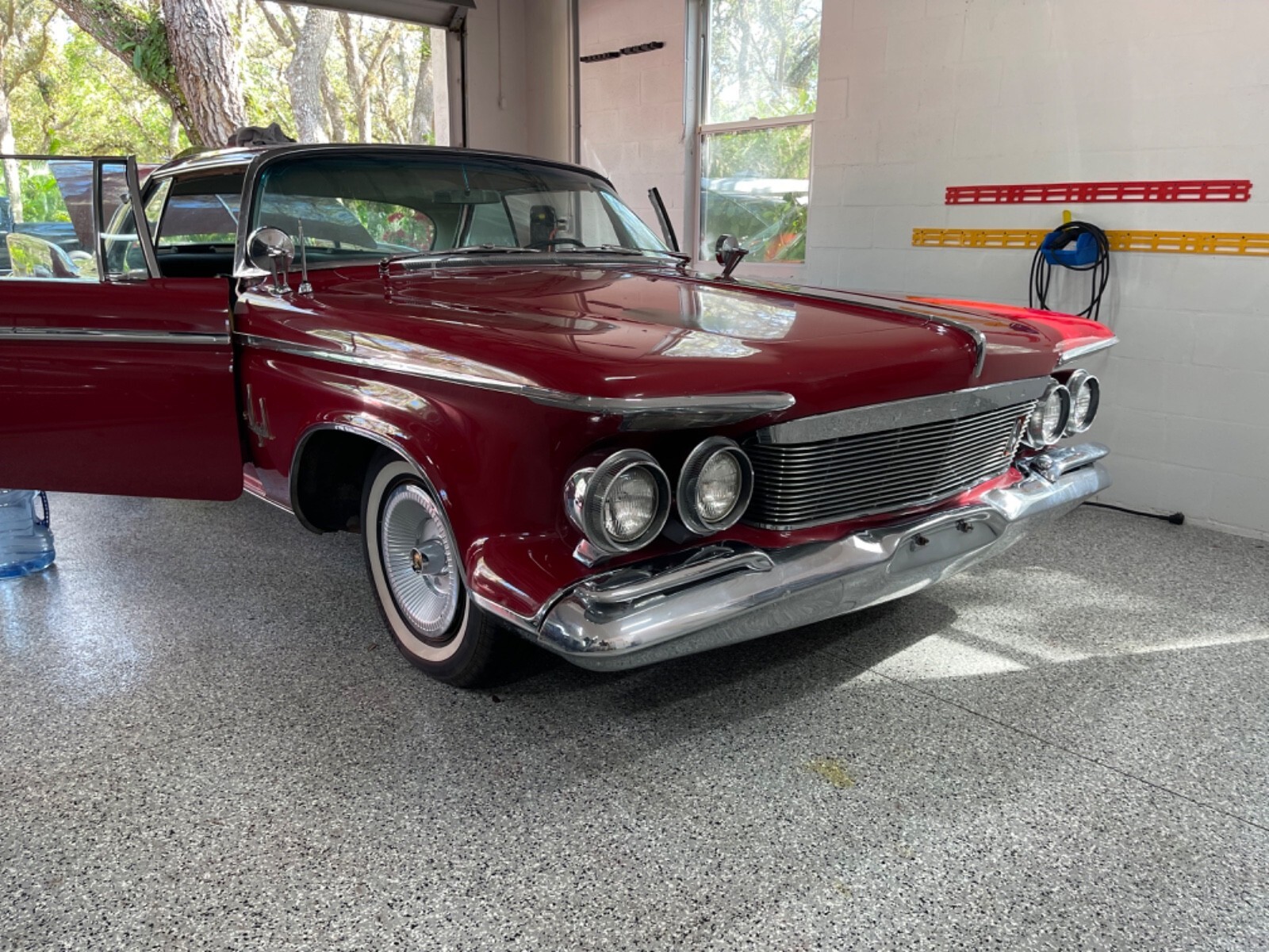 1961 Chrysler Imperial BARN FIND ORIGINAL PAINT MATCHING NUMBERS 413 FACTORY AIR - photo 4