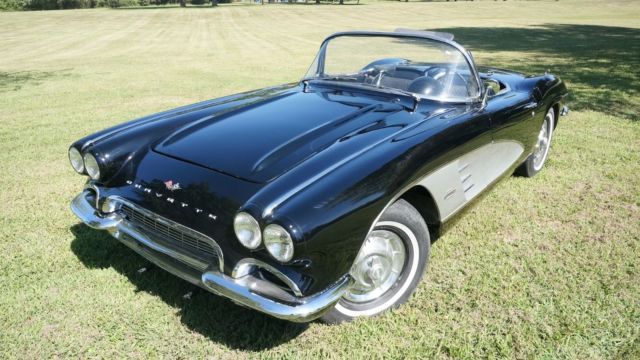 1961 Chevrolet Corvette ROADSTER - photo 2