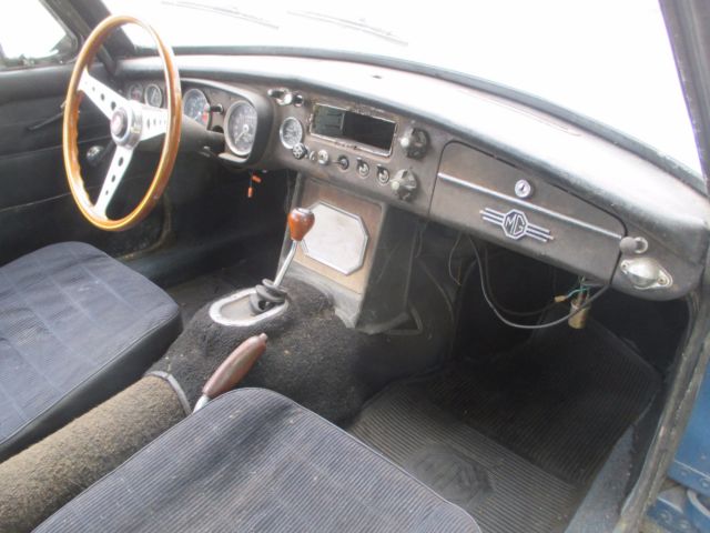 1967 MG MGB GT - photo 7