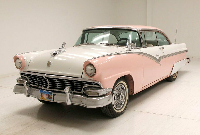 Barn Find/Continental Kit/312ci V8/Ford-O-Matic 3-Speed Auto 1956 Ford Victoria Hardtop