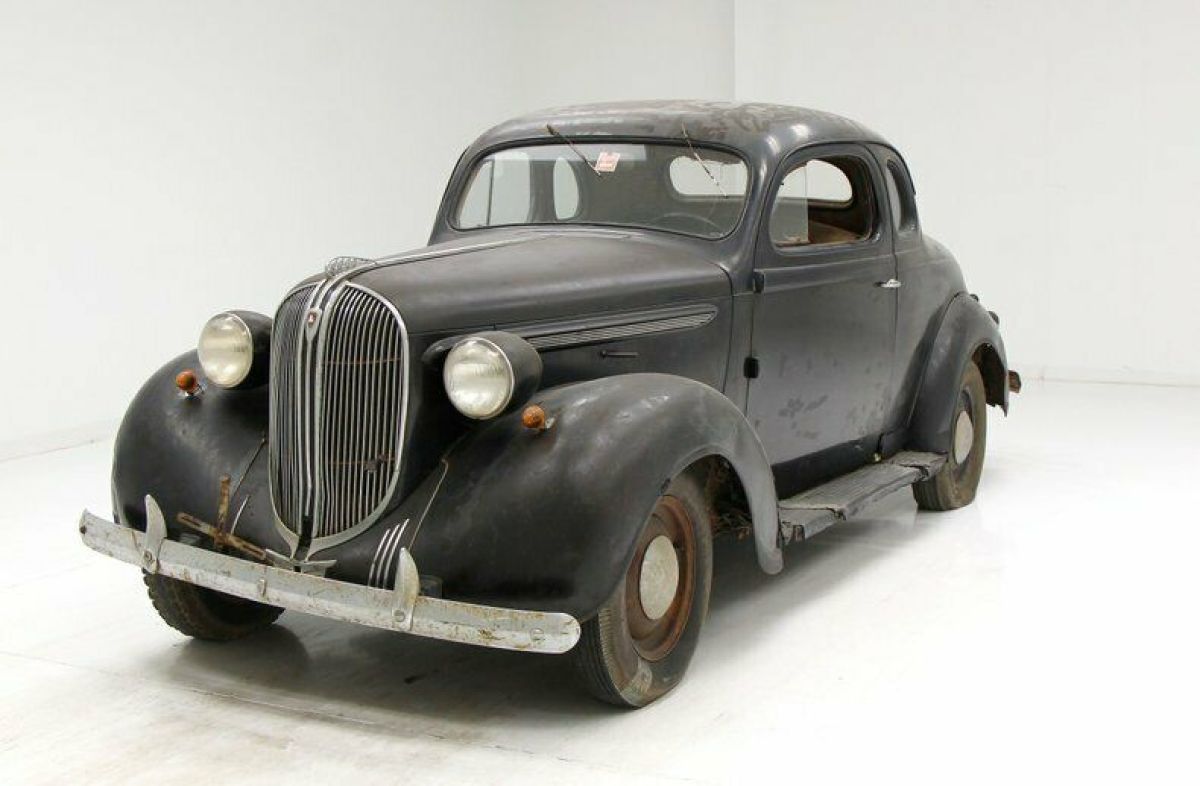 Barn Find/Inline 6-Cylinder/Ready for Restoration 1938 Plymouth Deluxe Coupe