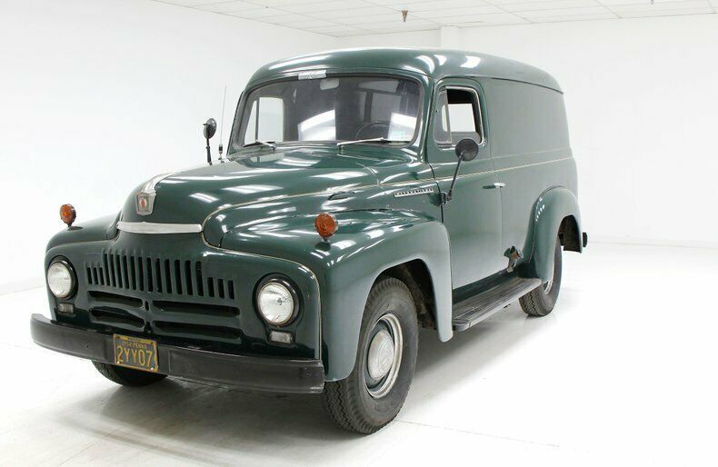 Barn Find/Prior Restoration/220ci Silver Diamond 6-Cyl/Unlimited Possibilities 1950 International Harvester Scout